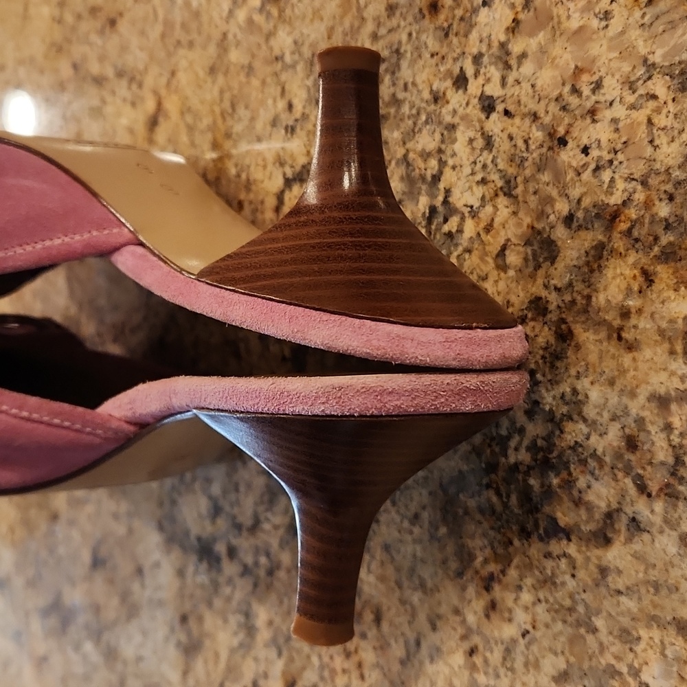 Coach Pink Suede Mule Sandals. Buckle - Picture 12 of 16